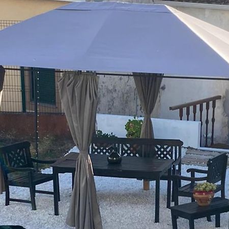 O Solpor Villa Carino Luaran gambar